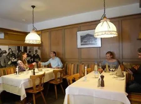 Hotel Baeren 3*